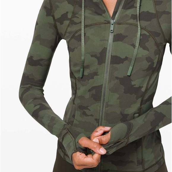 Lululemon camo hooded define jacket - Picture 3 of 3